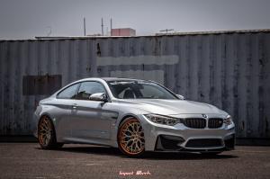 2019 BMW M4 Coupe on Vossen Wheels (S17-01 (3-Piece))